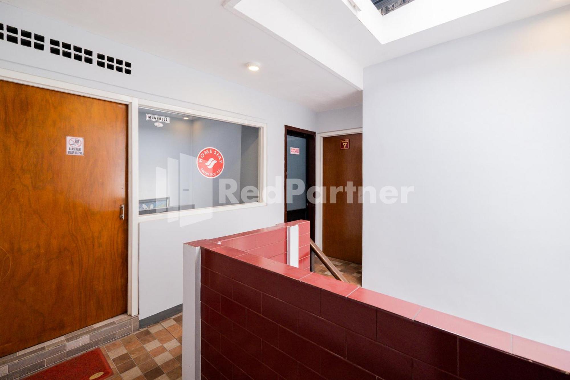 Swun Stay Inn At Sawahan Mitra Reddoorz Malang Esterno foto