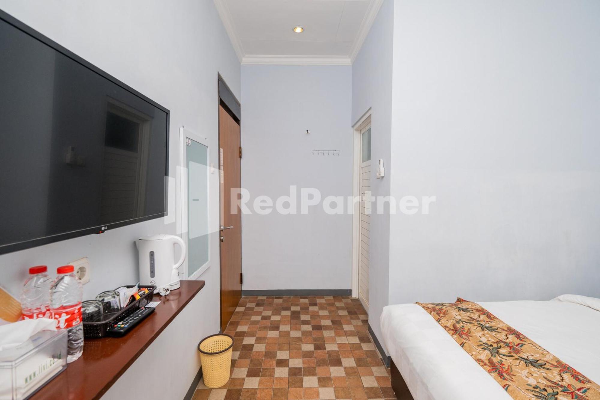 Swun Stay Inn At Sawahan Mitra Reddoorz Malang Esterno foto